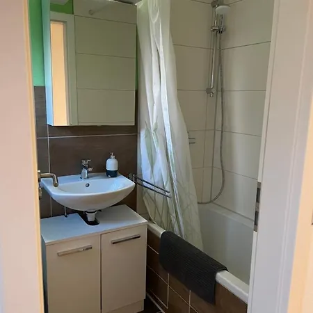 #7 Doppelzimmer Mit Gemeinschaftsbad Kwatera prywatna *